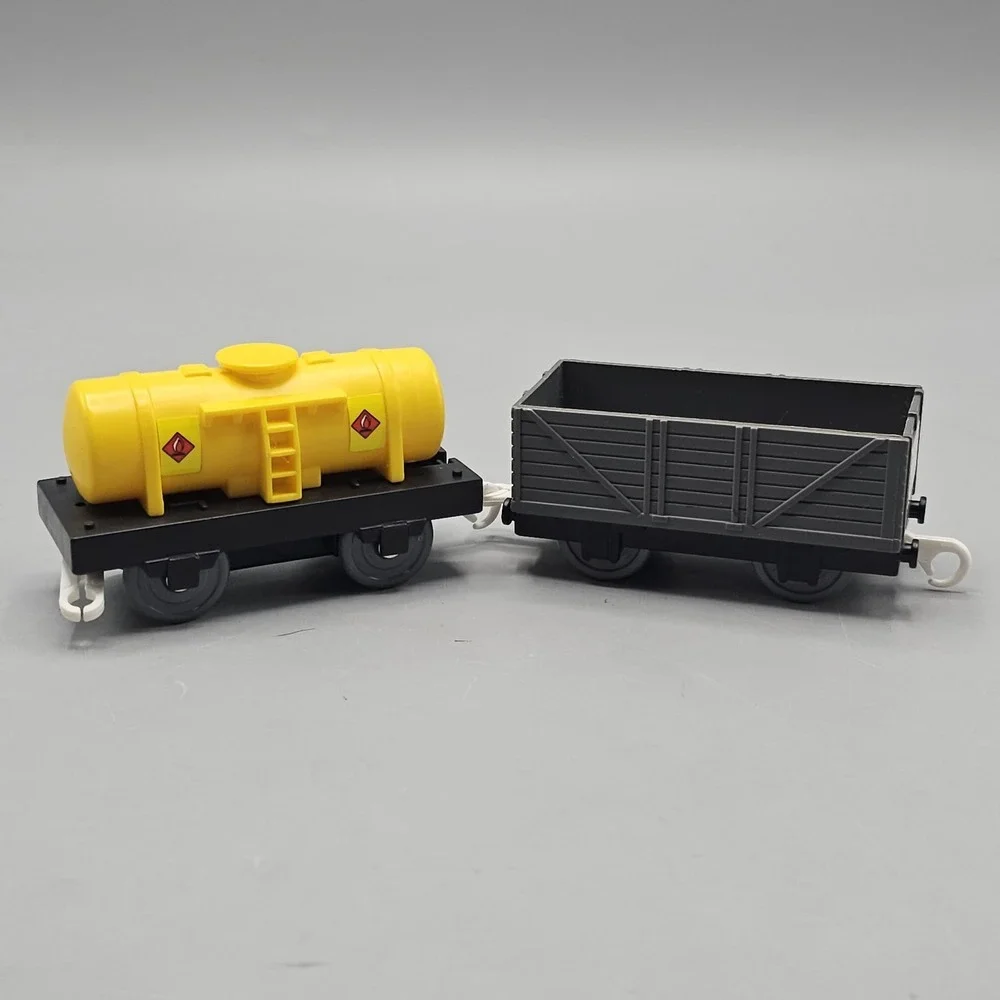Vintage Thomas and Friends Trackmaster Fuel Cargo Car & Tanker Troublesome Truck
